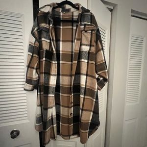 Plaid jacket with pockets